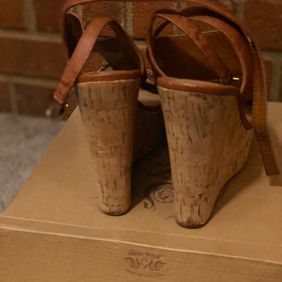 Nine West Wedge heels - Picture 4 of 4